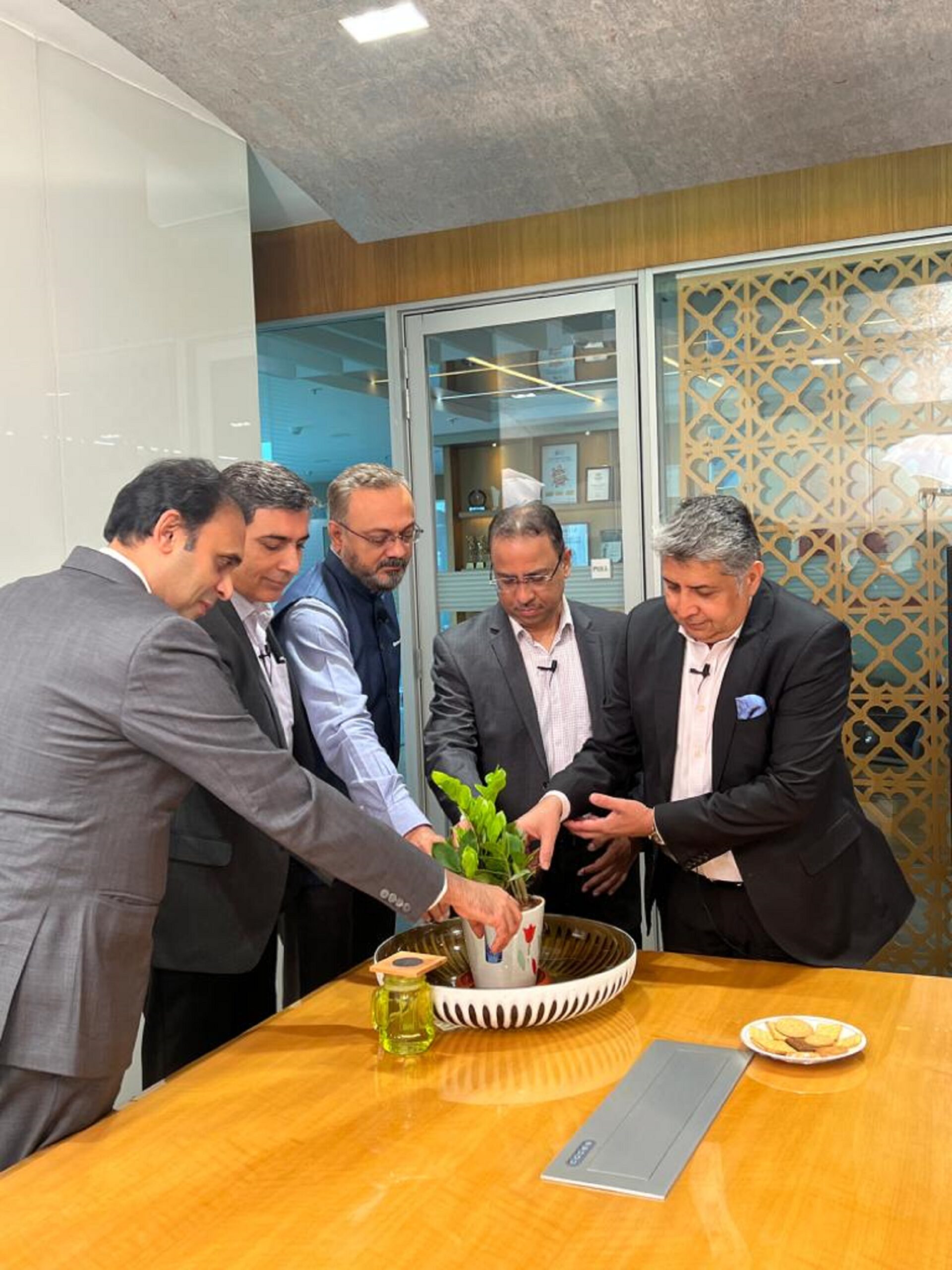 Thomas Cook India & SOTC Travel partner with LTIMindtree to launch ...