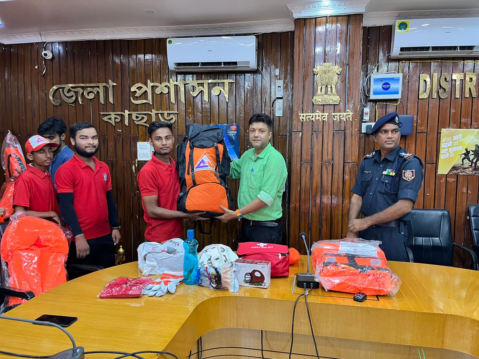 Cachar DDMA distributes Disaster Management kits to AAPDA MITRA ...